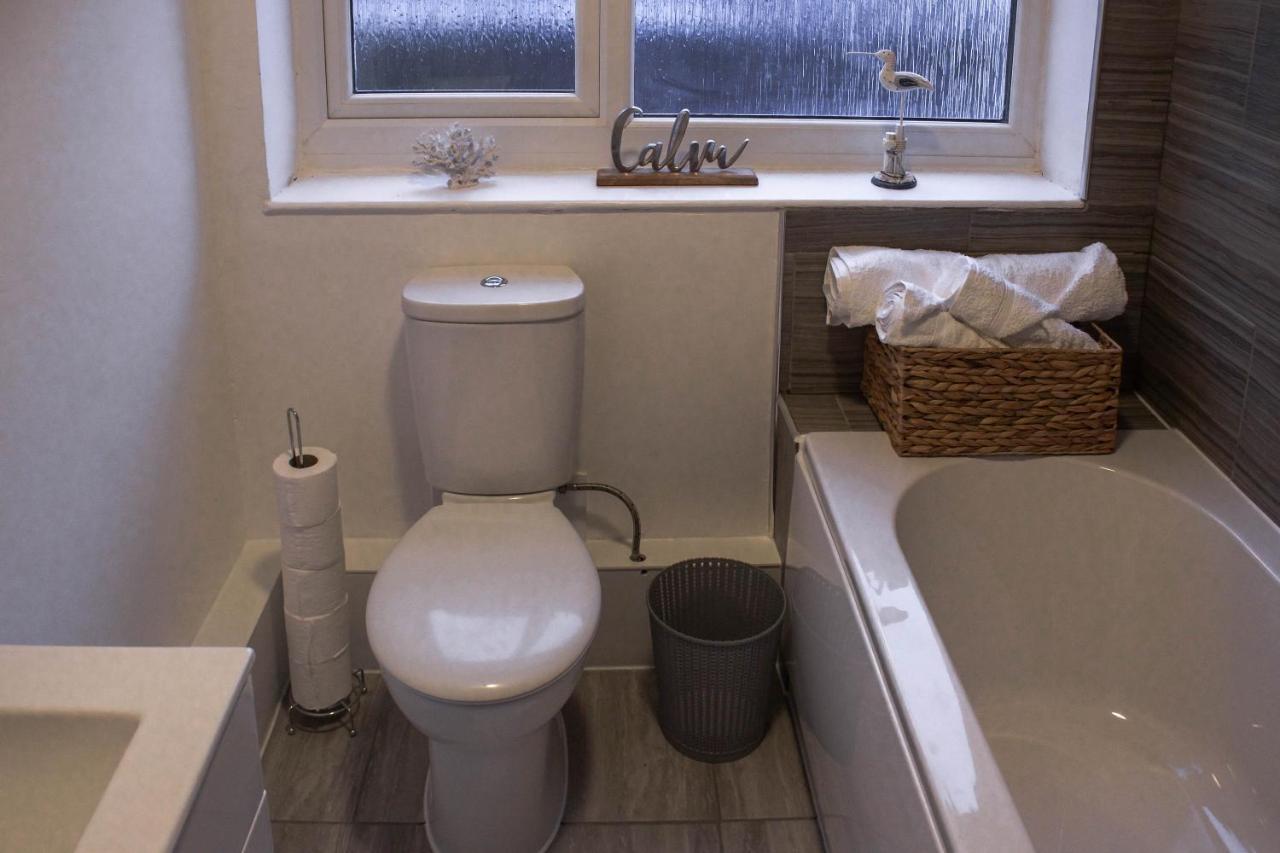 Business Friendly 3Br Home - King Size Beds & Centrally Located Swansea Ngoại thất bức ảnh